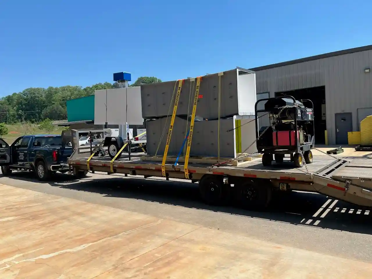 Machinery & Equipment Transport for flatbed hotshot freight